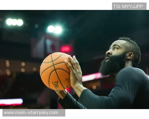 朗佐鲍尔表现平平三分球失准8投仅中2得6分5篮板5助攻2抢断